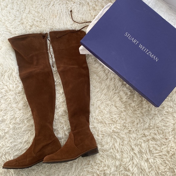 Stuart Weitzman lowland boots in walnut suede - Picture 3 of 13